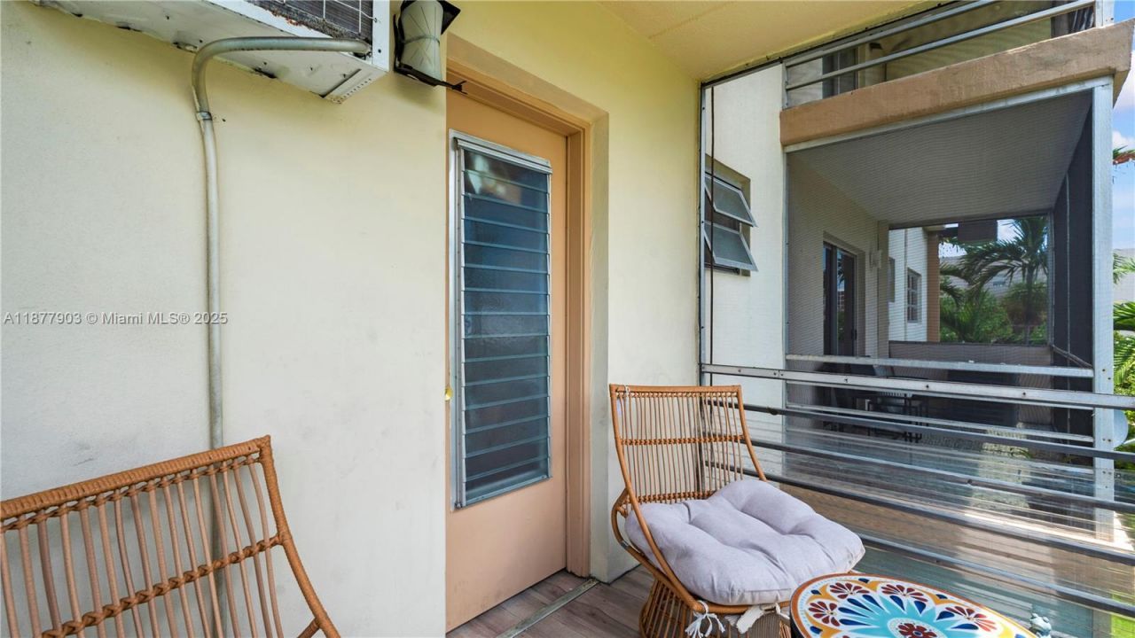 16900 NE 14th Ave, Unit 204, Miami, FL 33162 Photo