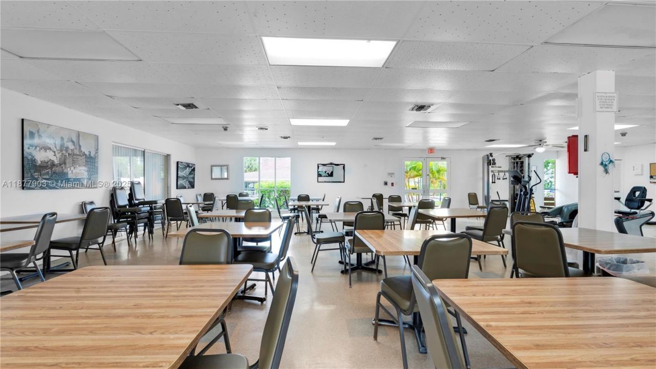 16900 NE 14th Ave, Unit 204, Miami, FL 33162 Photo