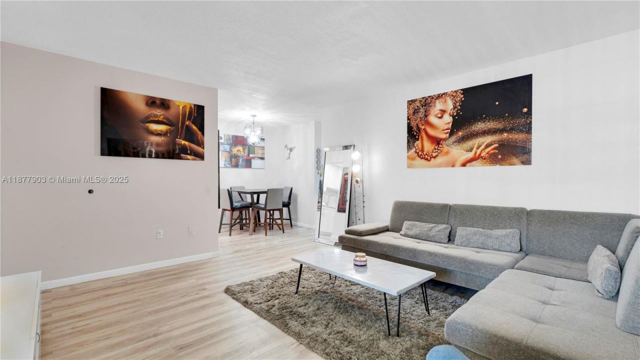 16900 NE 14th Ave, Unit 204, Miami, FL 33162 Photo