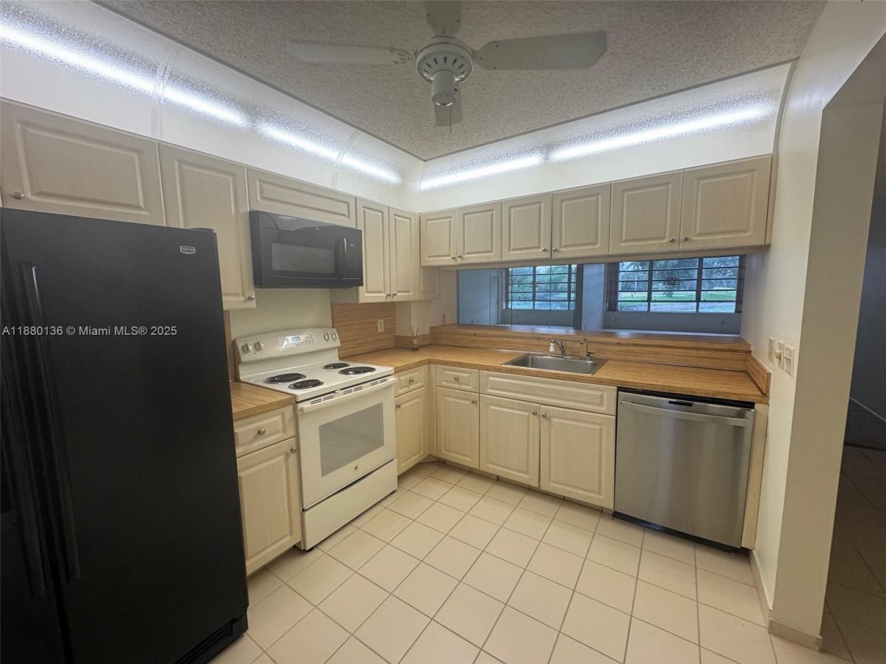 4145 Cypress Reach Ct, Unit 103, Pompano Beach, FL 33069 Photo