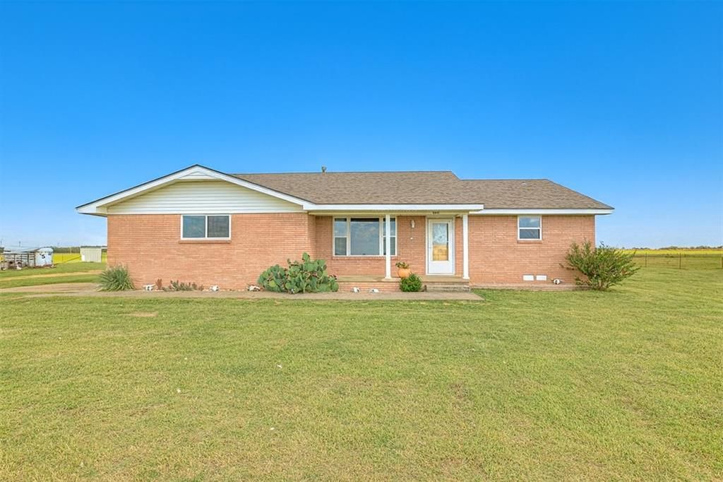 9620 N Calumet Road, Calumet, OK 73014 Main Photo