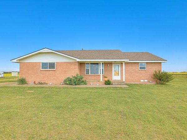 9620 N Calumet Road, Calumet, OK 73014