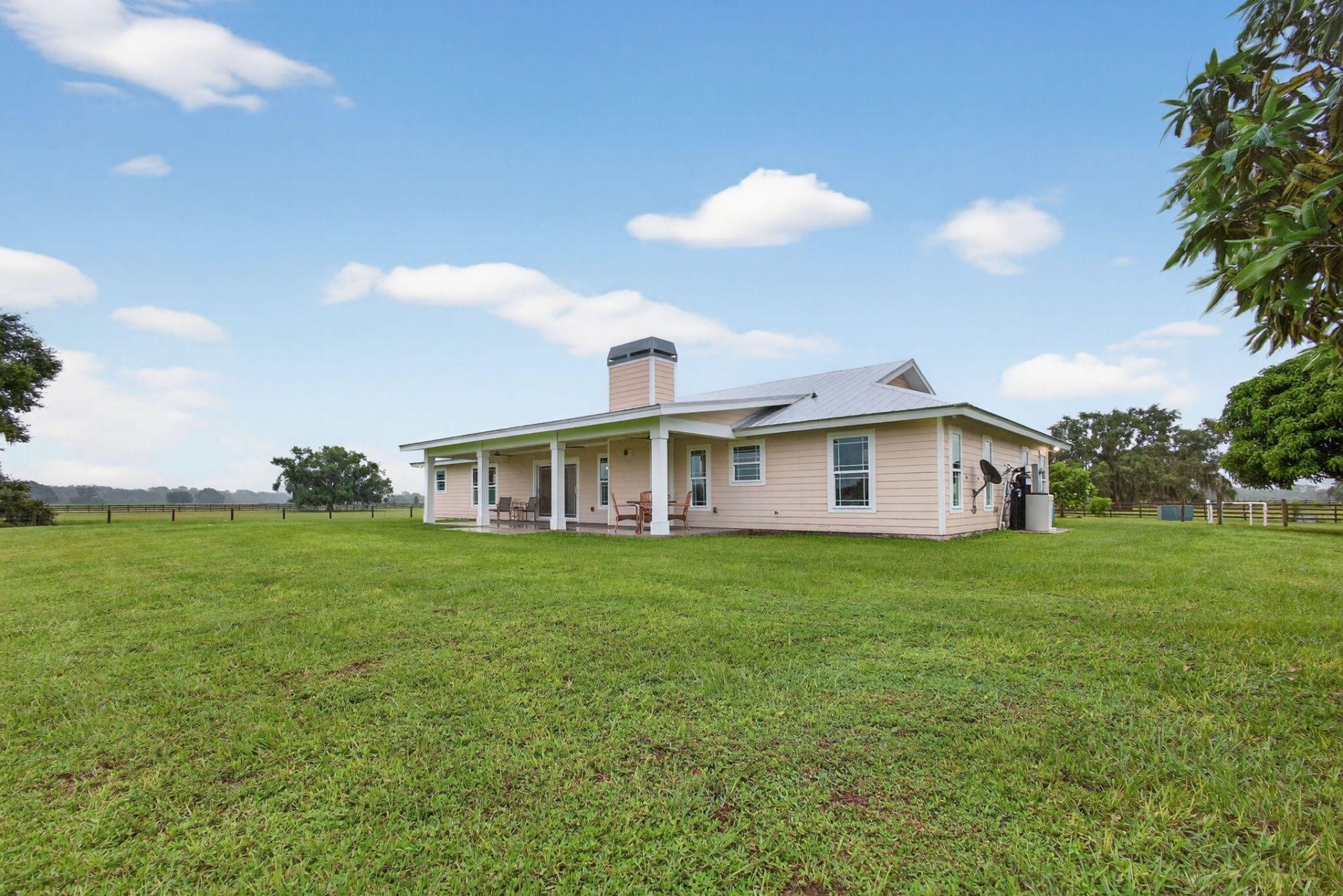 13227 SE 56th Circle, Okeechobee, FL 34974 Photo