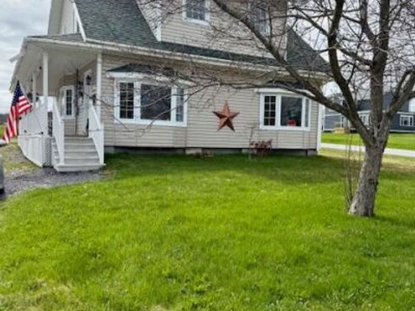 321 Main Street, Van Buren, ME 04785