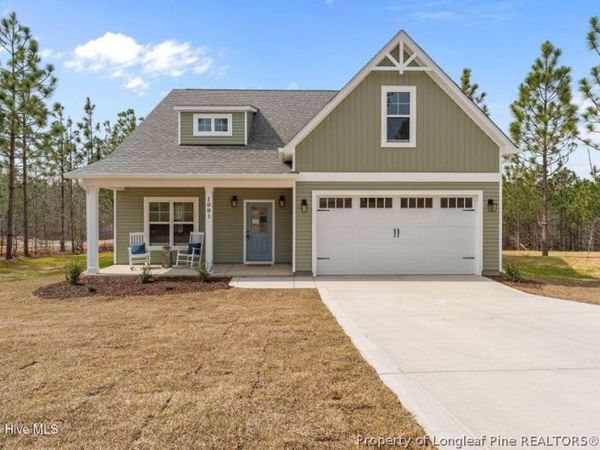 1001 Ivory Lane, West End, NC 27376