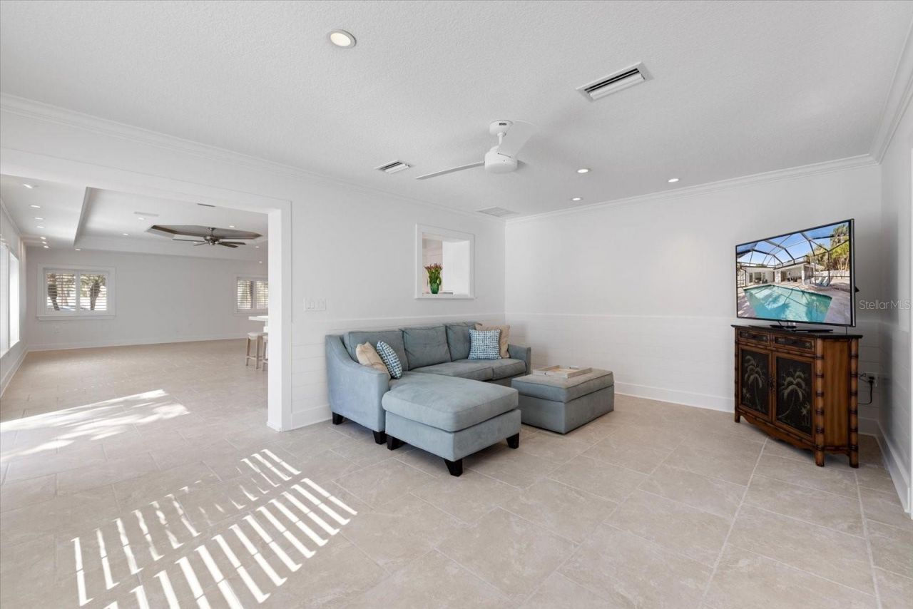 106 N Blvd Of The Presidents, Sarasota, FL 34236 Photo