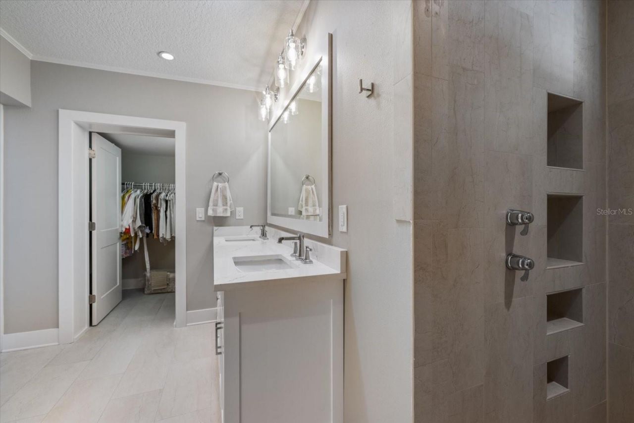 106 N Blvd Of The Presidents, Sarasota, FL 34236 Photo