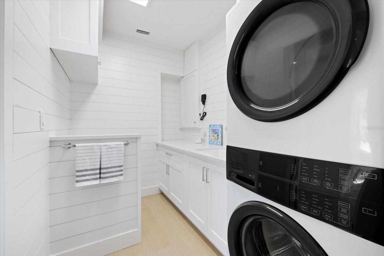 106 N Blvd Of The Presidents, Sarasota, FL 34236 Photo