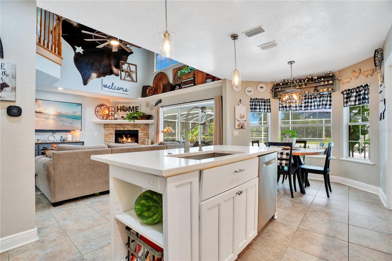 5150 Banana Point Drive, Okahumpka, FL 34762 Photo