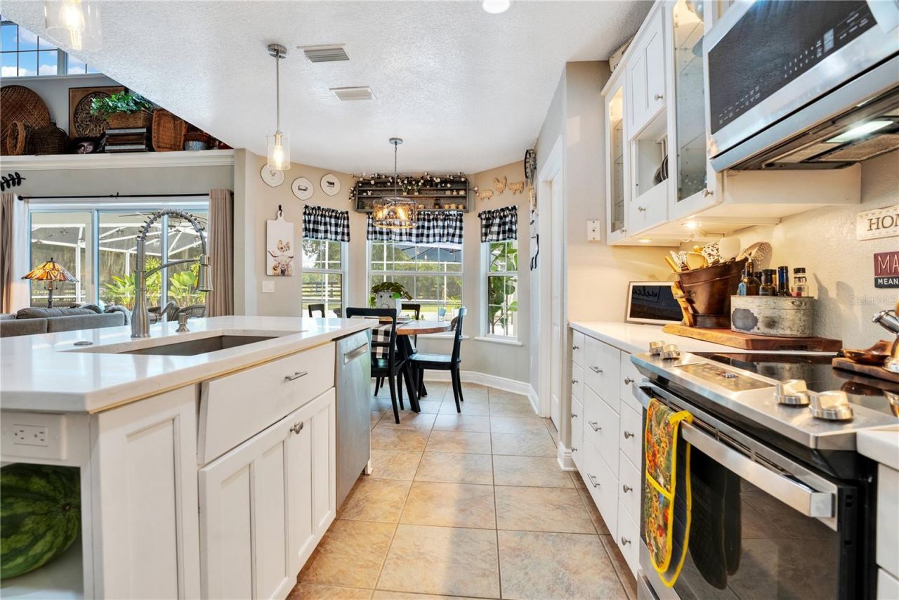 5150 Banana Point Drive, Okahumpka, FL 34762 Photo