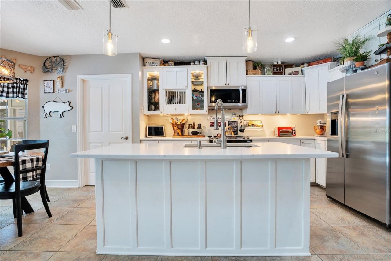 5150 Banana Point Drive, Okahumpka, FL 34762 Photo