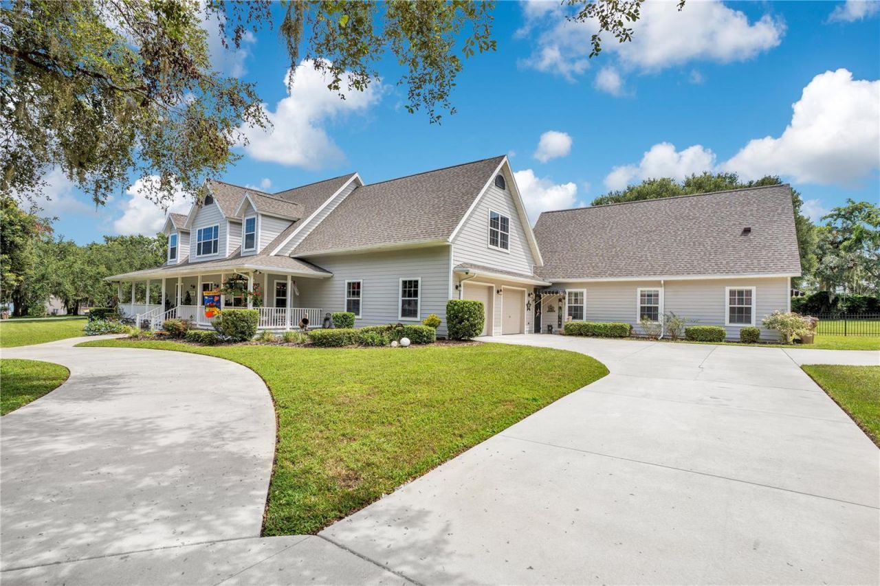 5150 Banana Point Drive, Okahumpka, FL 34762 Photo