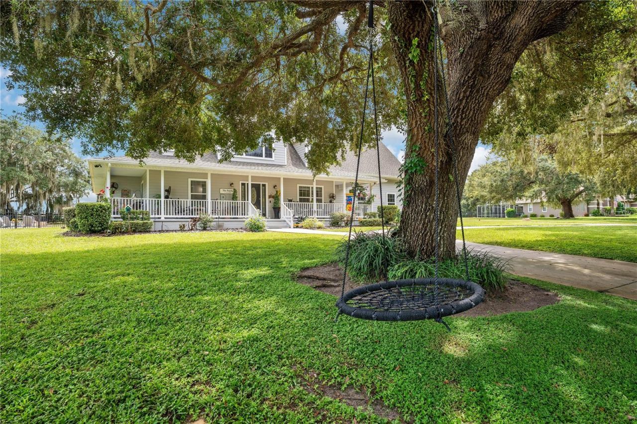 5150 Banana Point Drive, Okahumpka, FL 34762 Photo