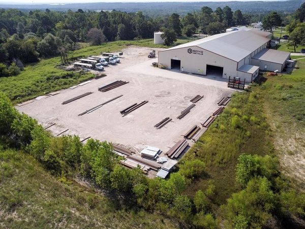 8102 COUNTY ROAD 313 E, Tyler, TX 75706