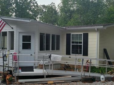 266 Carmel Lane, Albany, KY 42602