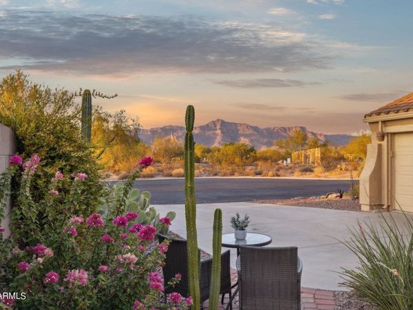 10109 E TRAILHEAD Court, Gold Canyon, AZ 85118