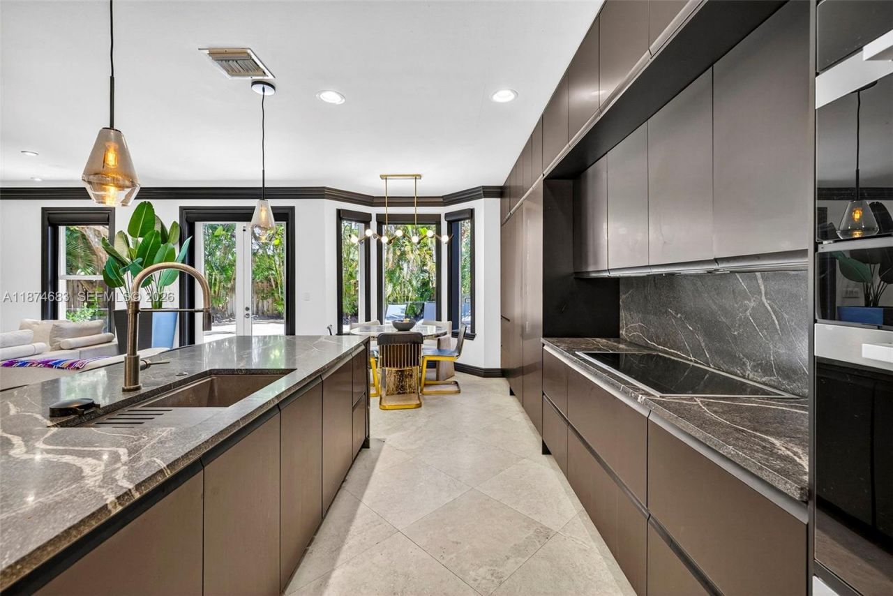 3325 NE 17th Ct, Fort Lauderdale, FL 33305 Photo