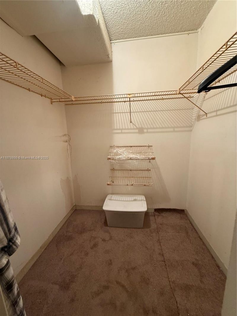 135 NE 202nd Ter, Unit N32, Miami Gardens, FL 33179 Photo