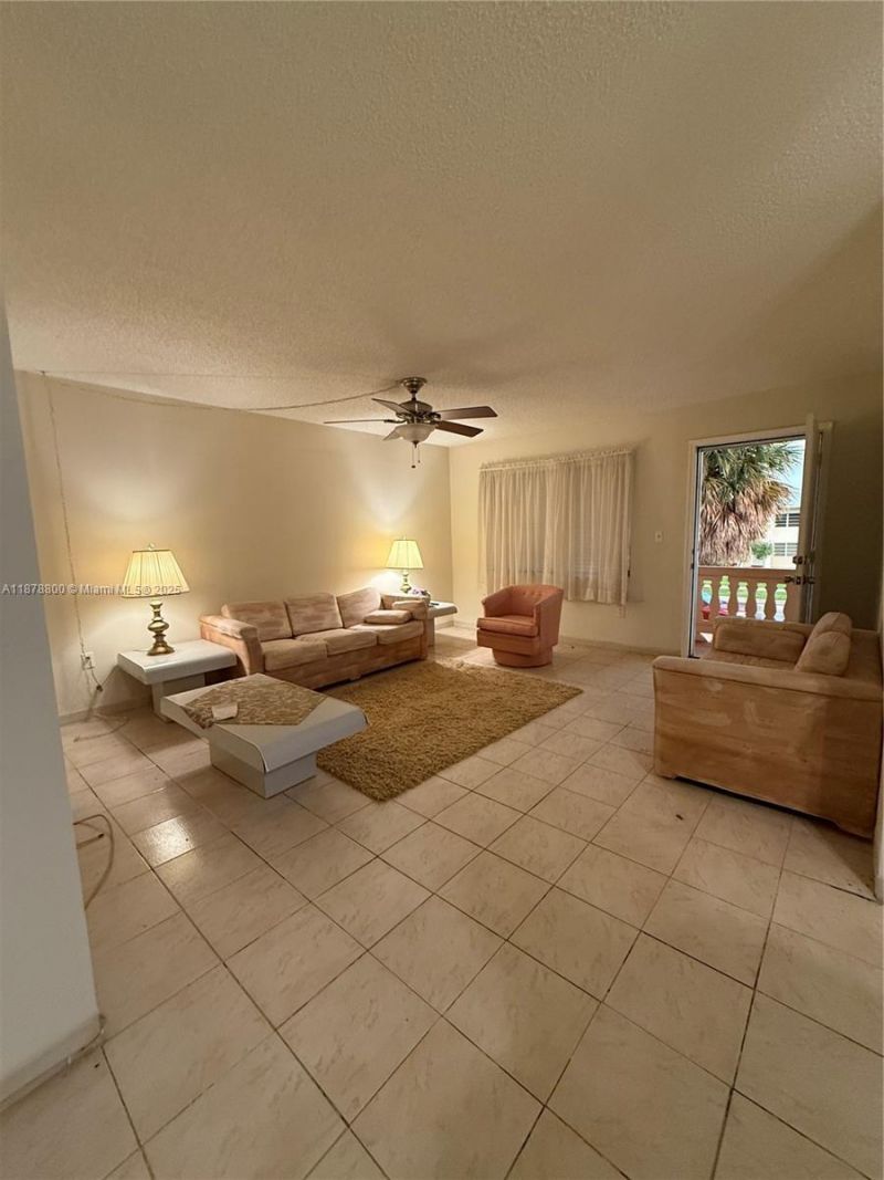 135 NE 202nd Ter, Unit N32, Miami Gardens, FL 33179 Photo