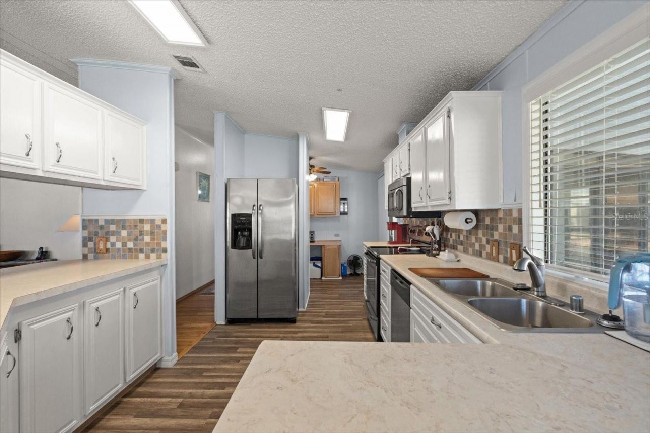 5707 45th Street E, Unit 68, Bradenton, FL 34203 Photo