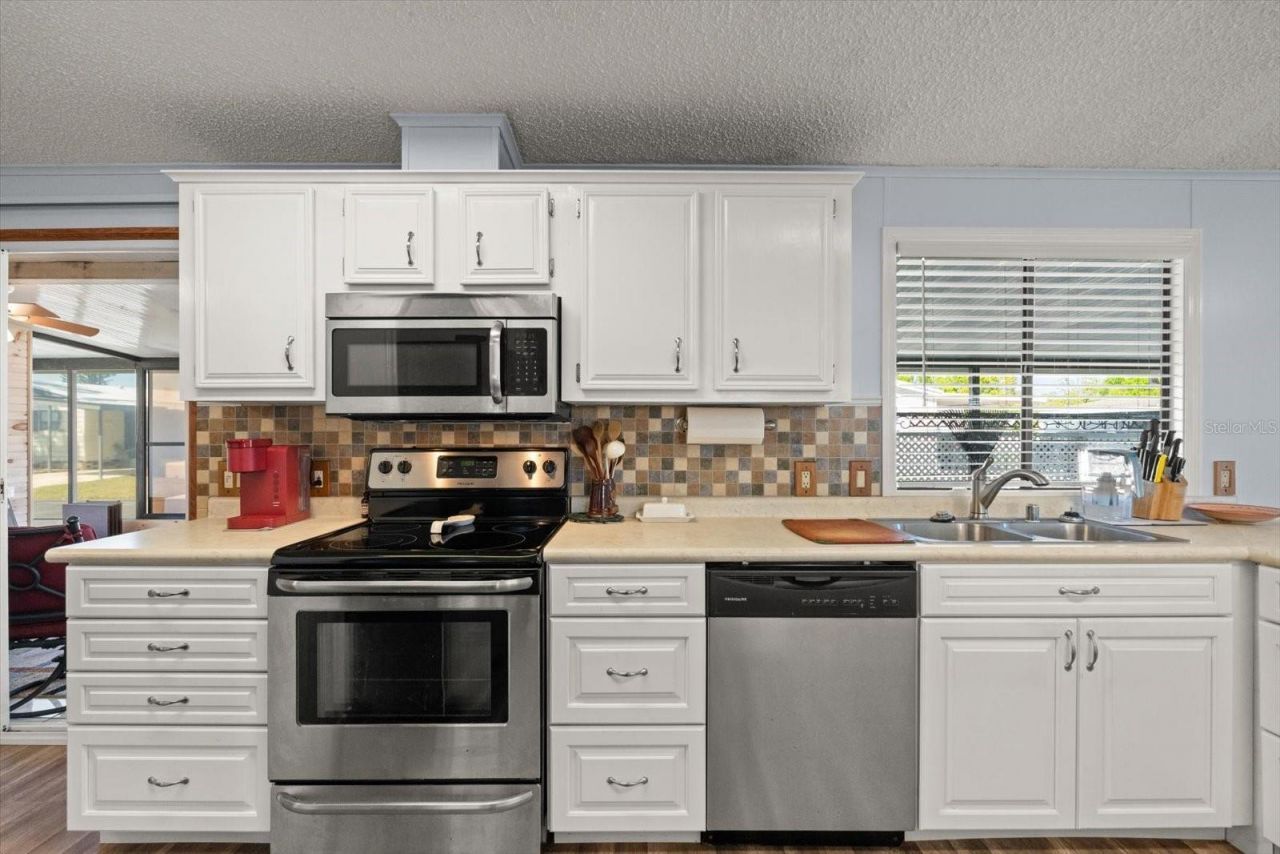 5707 45th Street E, Unit 68, Bradenton, FL 34203 Photo