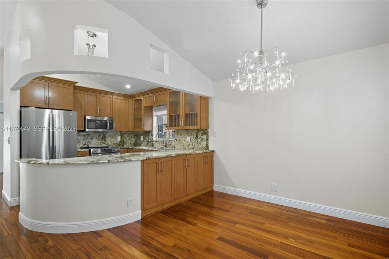 605 SW 15th St, Fort Lauderdale, FL 33315 Photo