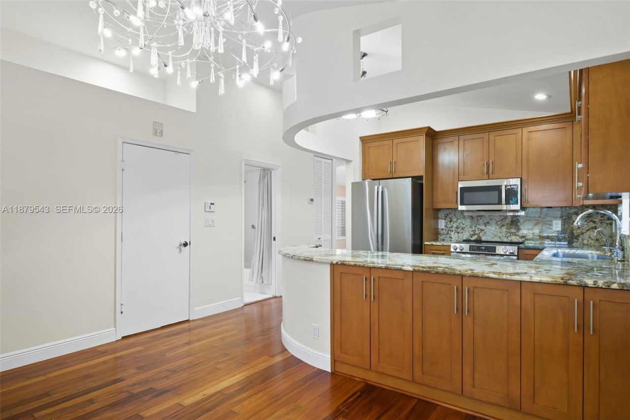 605 SW 15th St, Fort Lauderdale, FL 33315 Photo