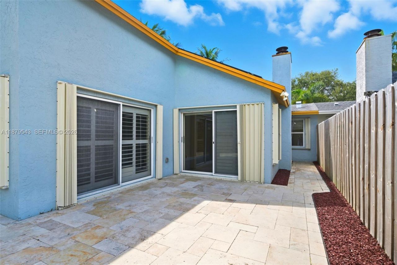 605 SW 15th St, Fort Lauderdale, FL 33315 Photo