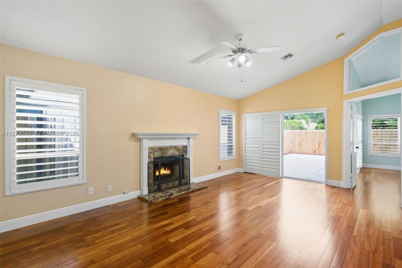 605 SW 15th St, Fort Lauderdale, FL 33315 Photo