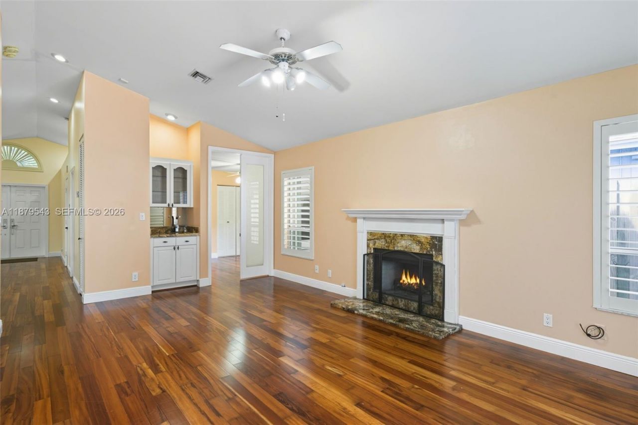 605 SW 15th St, Fort Lauderdale, FL 33315 Photo