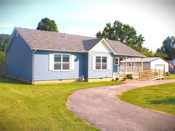 1420 Kay Lyn Drive, Pea Ridge, AR 72751