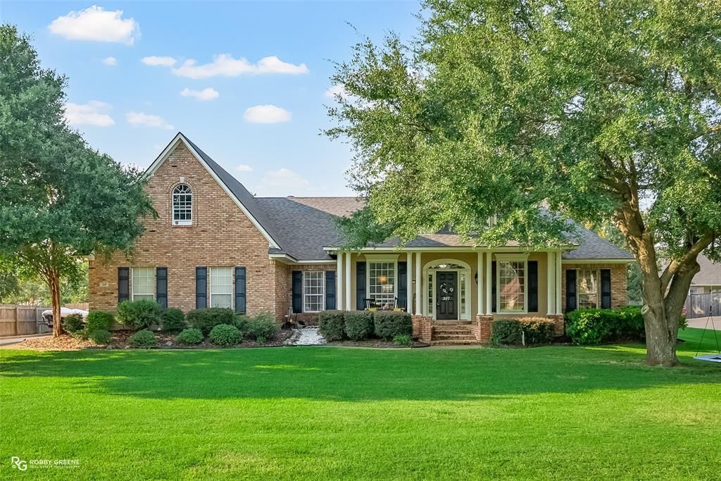 307 Tealwood Drive, Bossier City, LA 71111 Main Photo