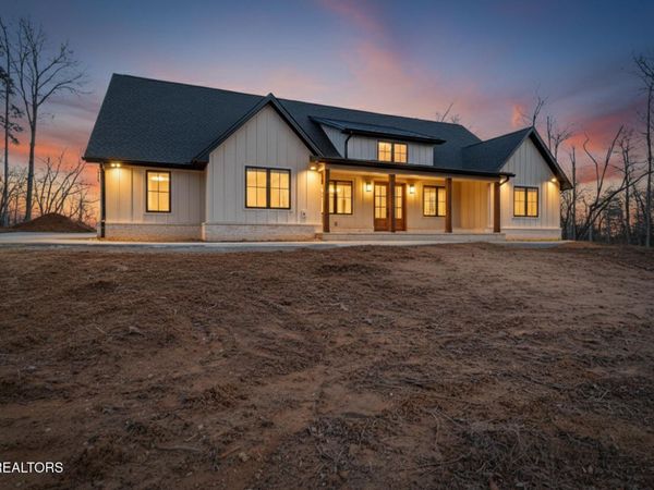 1015 Eastridge Pass, Monterey, TN 38574