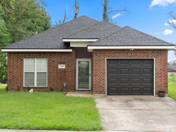 1710 Graham Street, Lake Charles, LA 70601