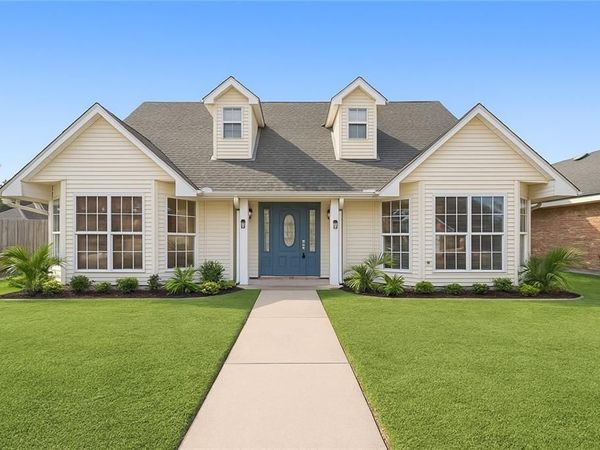 3200 BRADBURY Street, Meraux, LA 70075