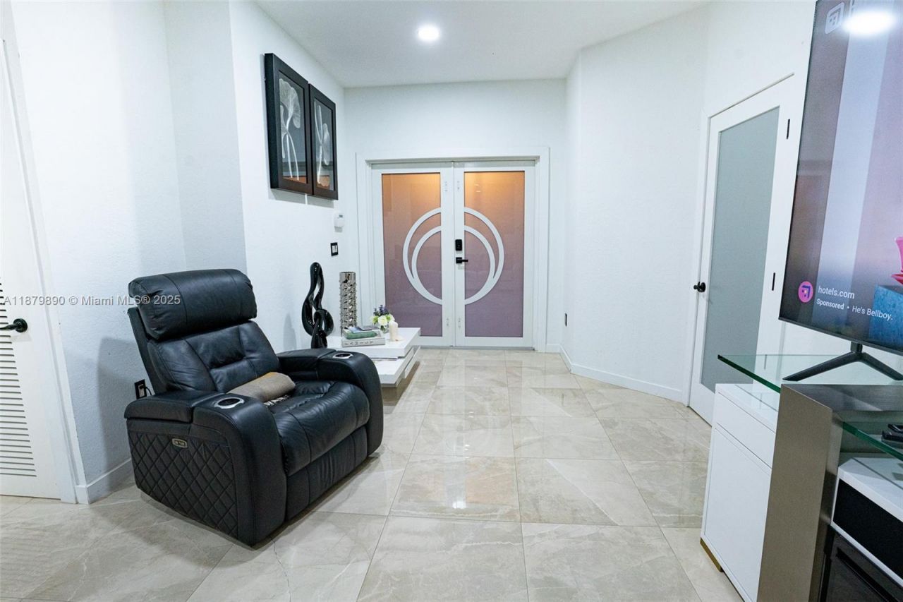 1407 SE 7th St, Homestead, FL 33033 Photo