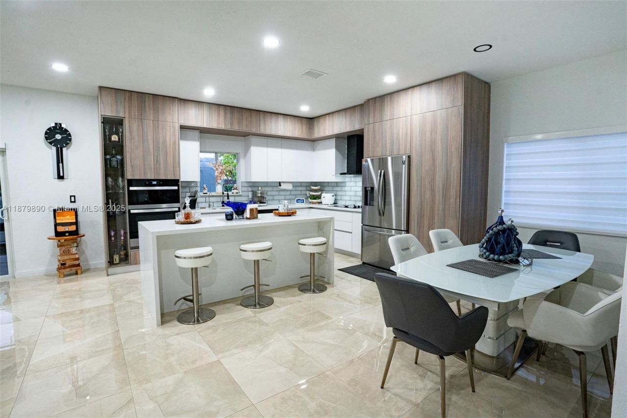 1407 SE 7th St, Homestead, FL 33033 Photo