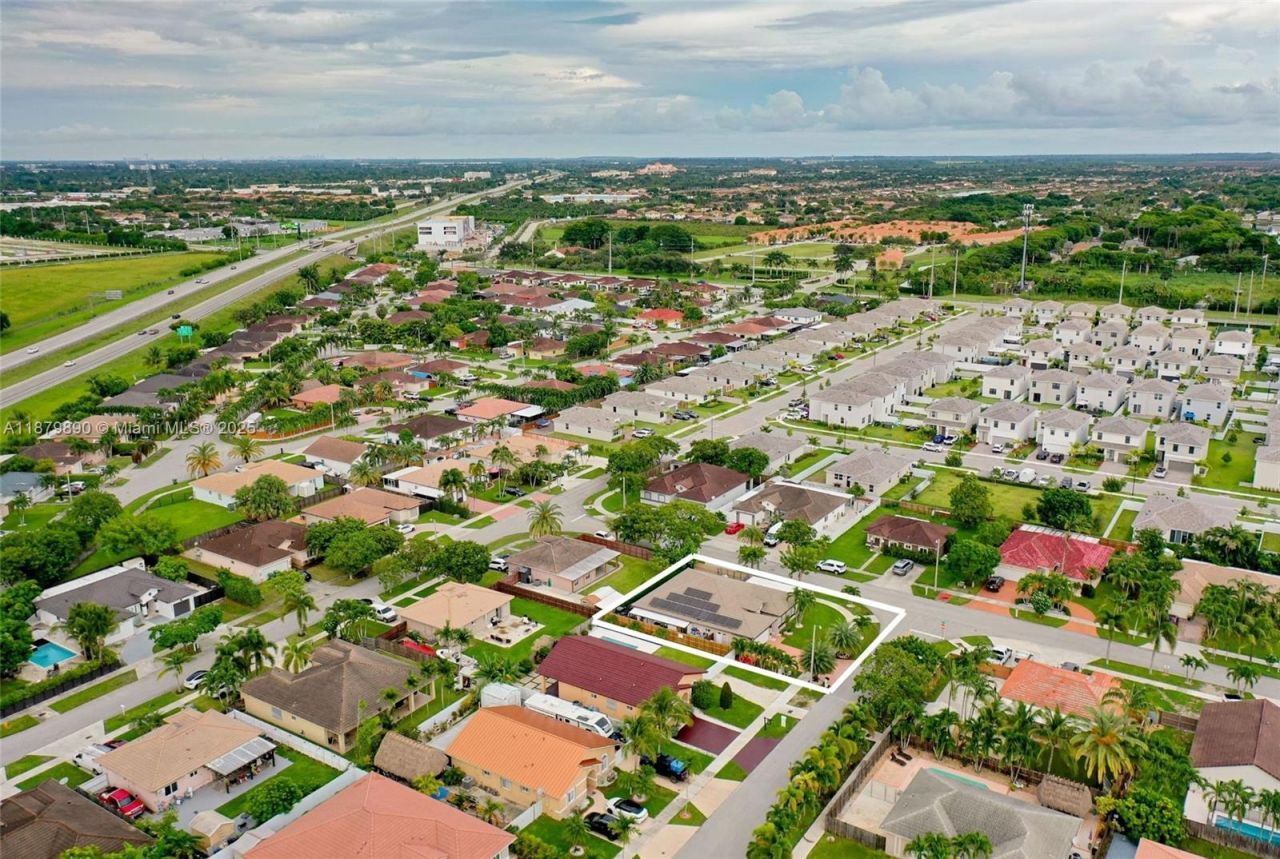 1407 SE 7th St, Homestead, FL 33033 Photo