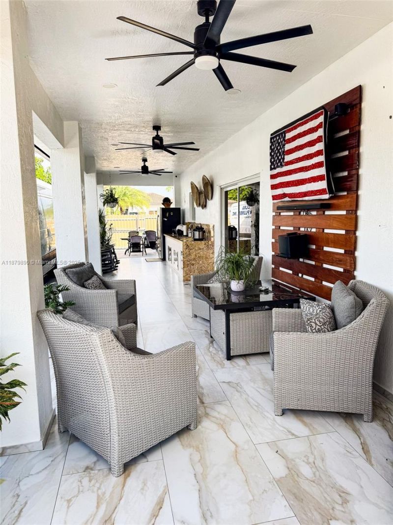 1407 SE 7th St, Homestead, FL 33033 Photo