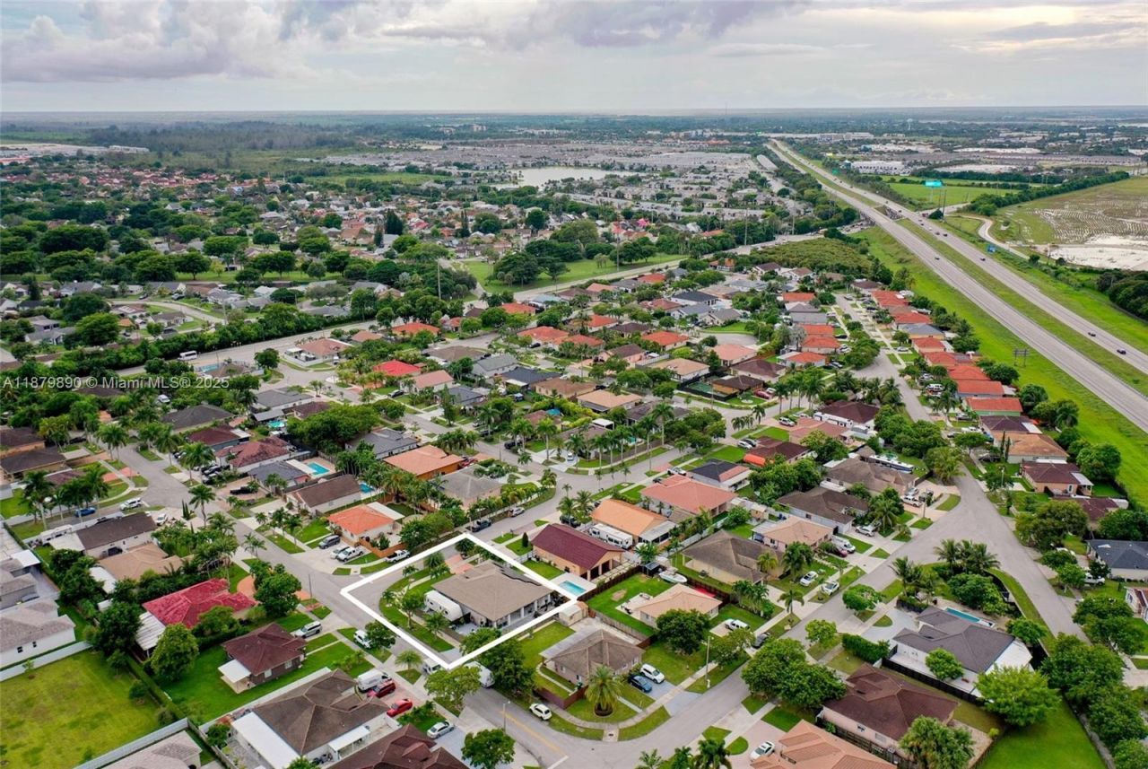 1407 SE 7th St, Homestead, FL 33033 Photo