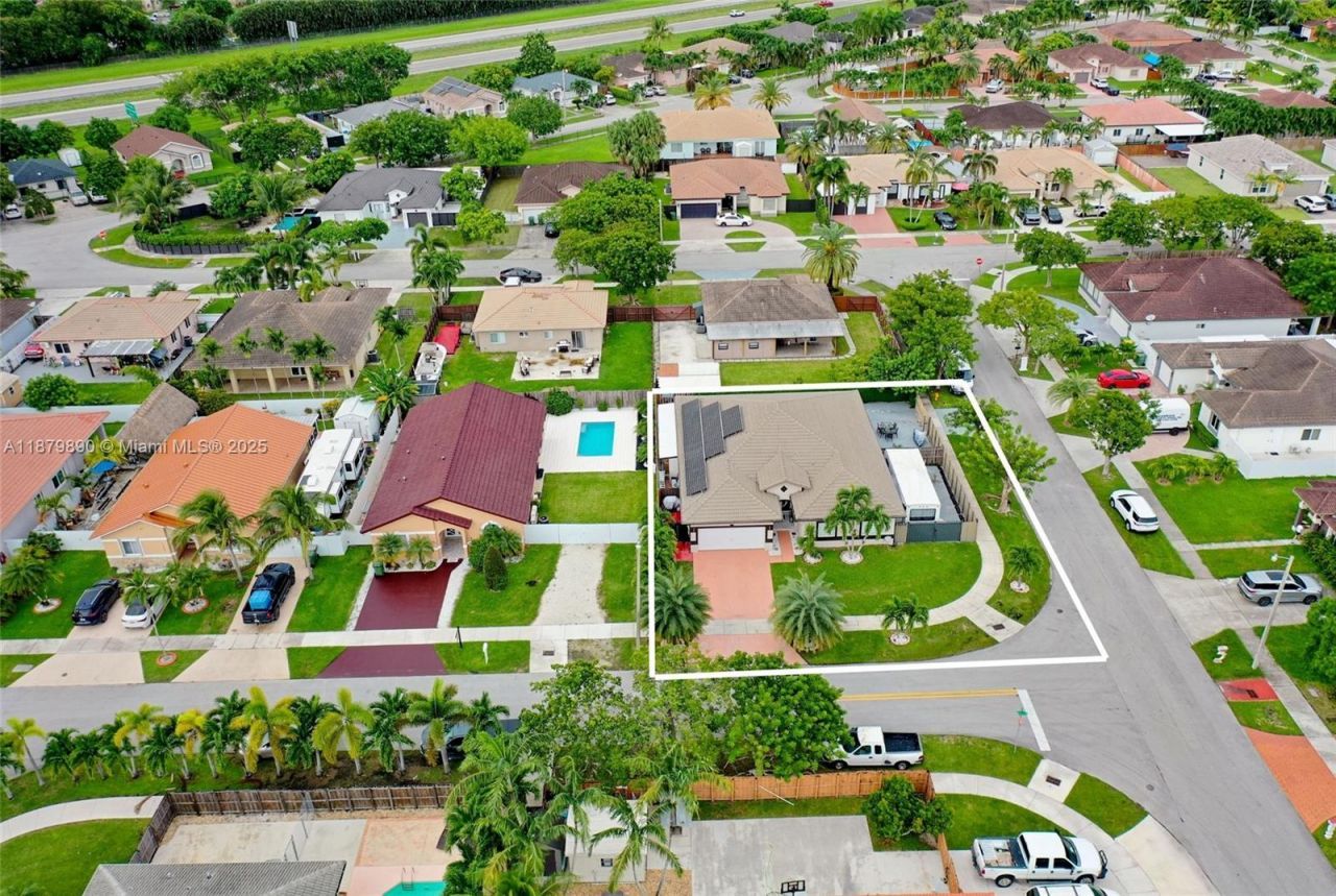 1407 SE 7th St, Homestead, FL 33033 Photo