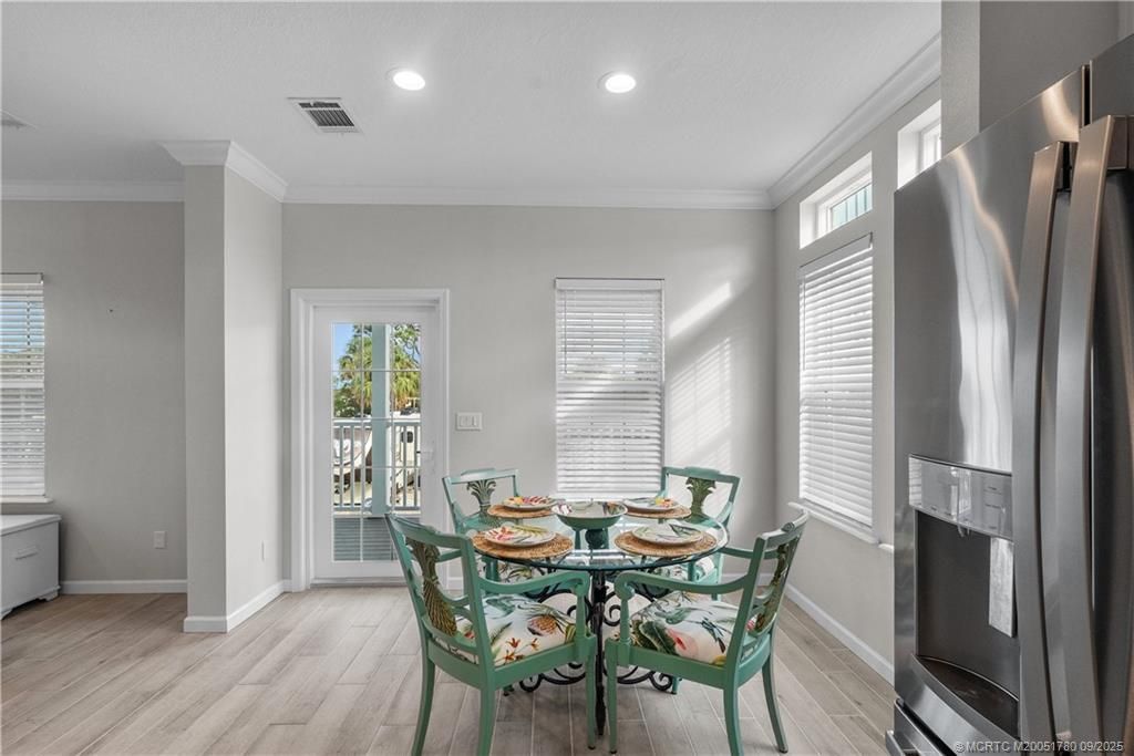 257 NE Coastal Drive, Jensen Beach, FL 34957 Photo