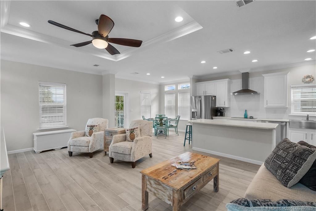 257 NE Coastal Drive, Jensen Beach, FL 34957 Photo