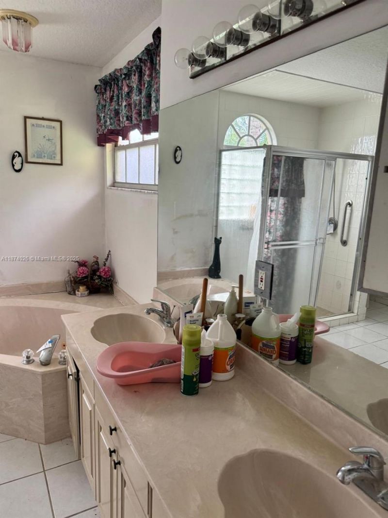 188 Gulfstream Cir, Royal Palm Beach, FL 33411 Photo