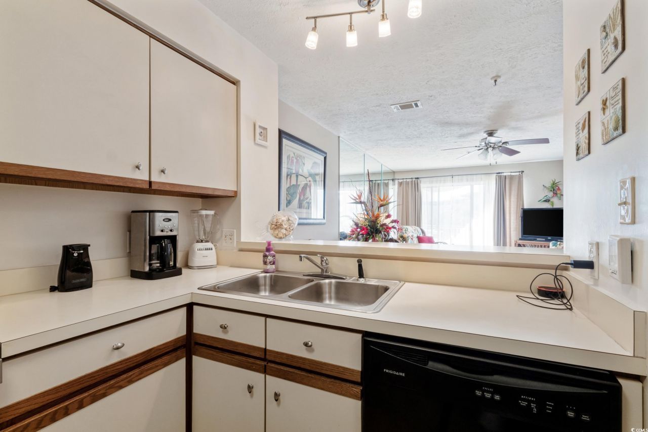 4500 S Ocean Blvd. Photo 14