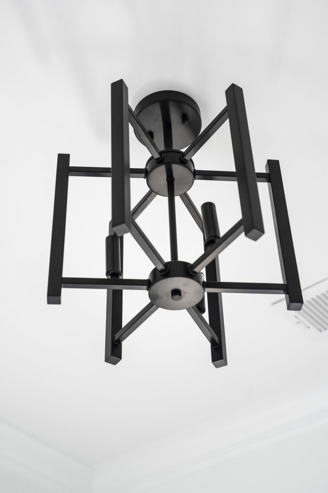 1057 Glenshaw Street Photo 18