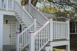 1057 Glenshaw Street photo 4