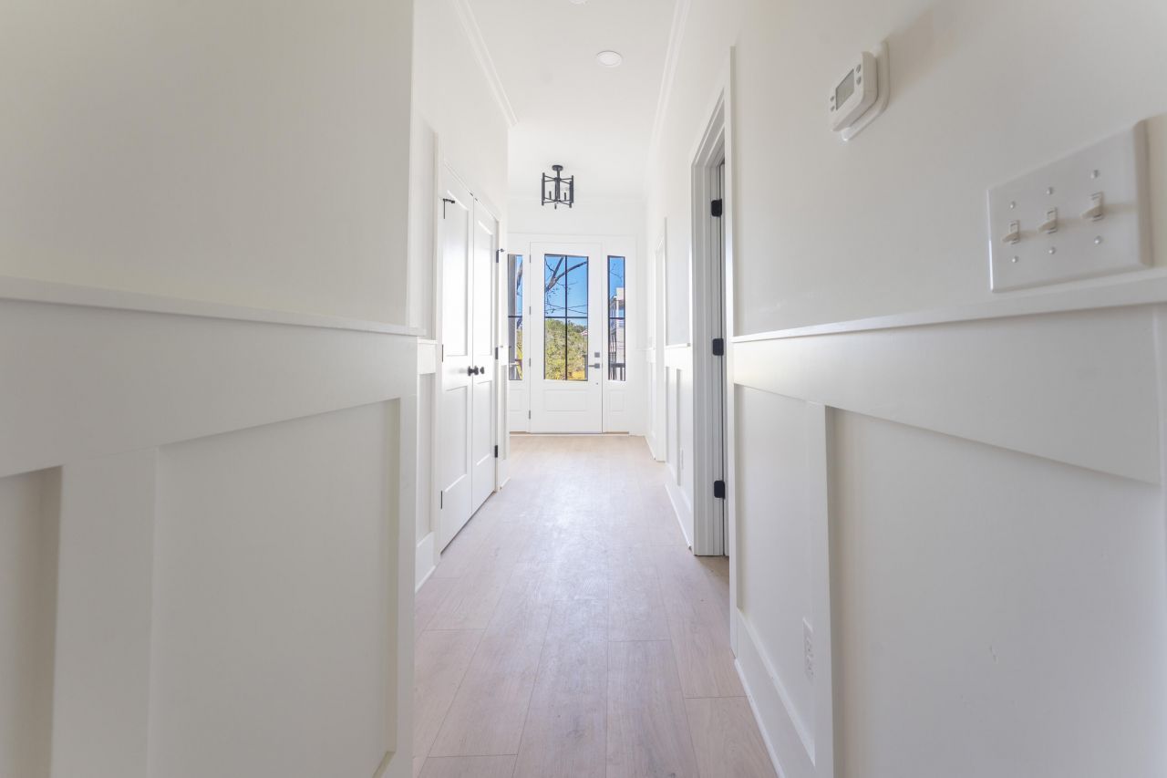 1057 Glenshaw Street Photo 20