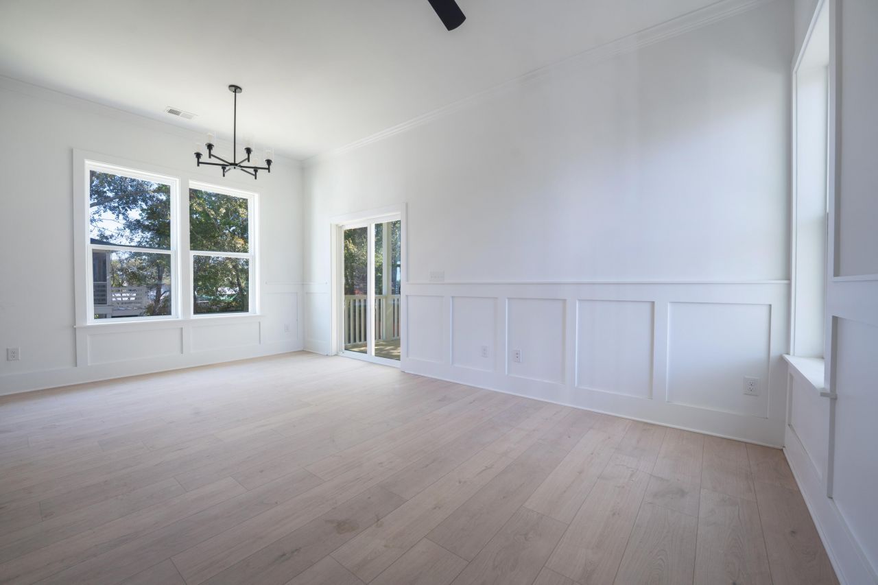 1057 Glenshaw Street Photo 25