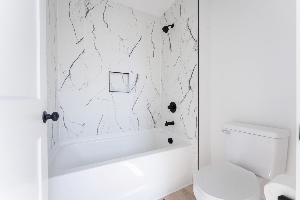 1057 Glenshaw Street Photo 42